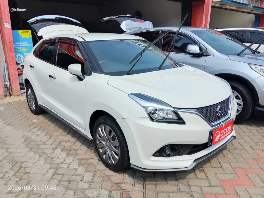 Foto Mobil Bekas Kanan Depan Suzuki Baleno 1.4 tahun 2017