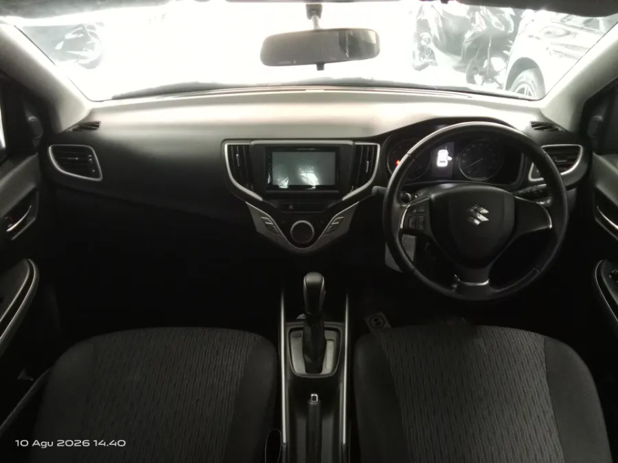 Foto Mobil Bekas Dashboard Suzuki Baleno 1.4 tahun 2019