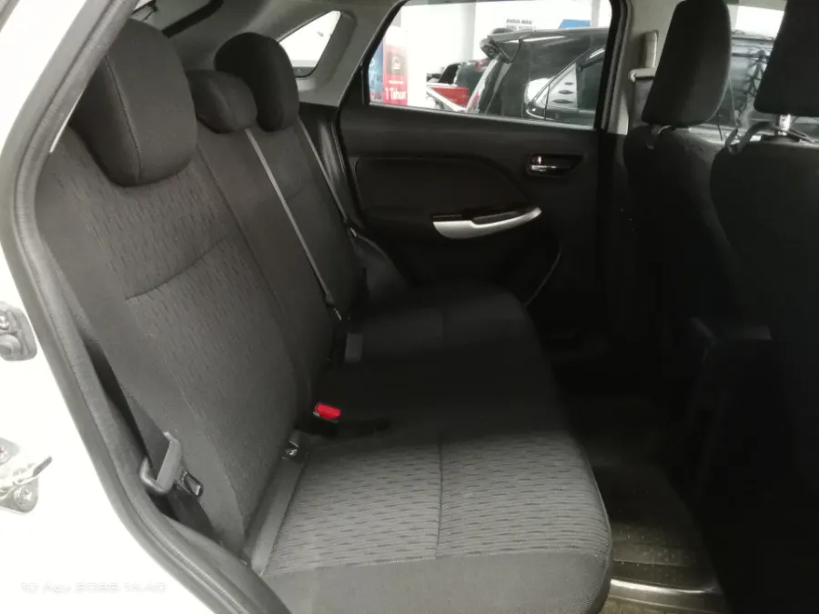Foto Mobil Bekas Kabin Belakang Suzuki Baleno 1.4 tahun 2019