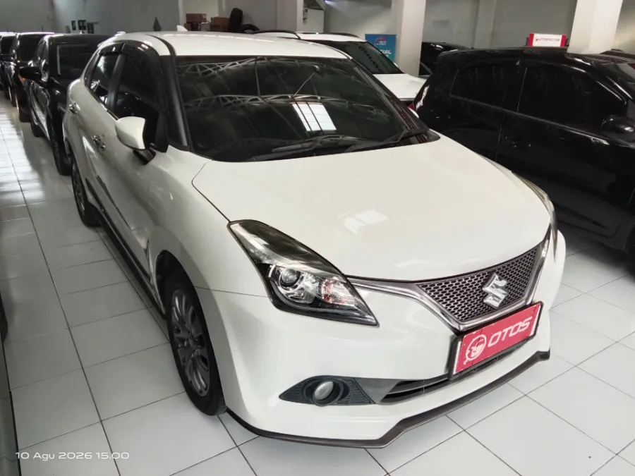 Foto Mobil Bekas Kanan Depan Suzuki Baleno 1.4 tahun 2019