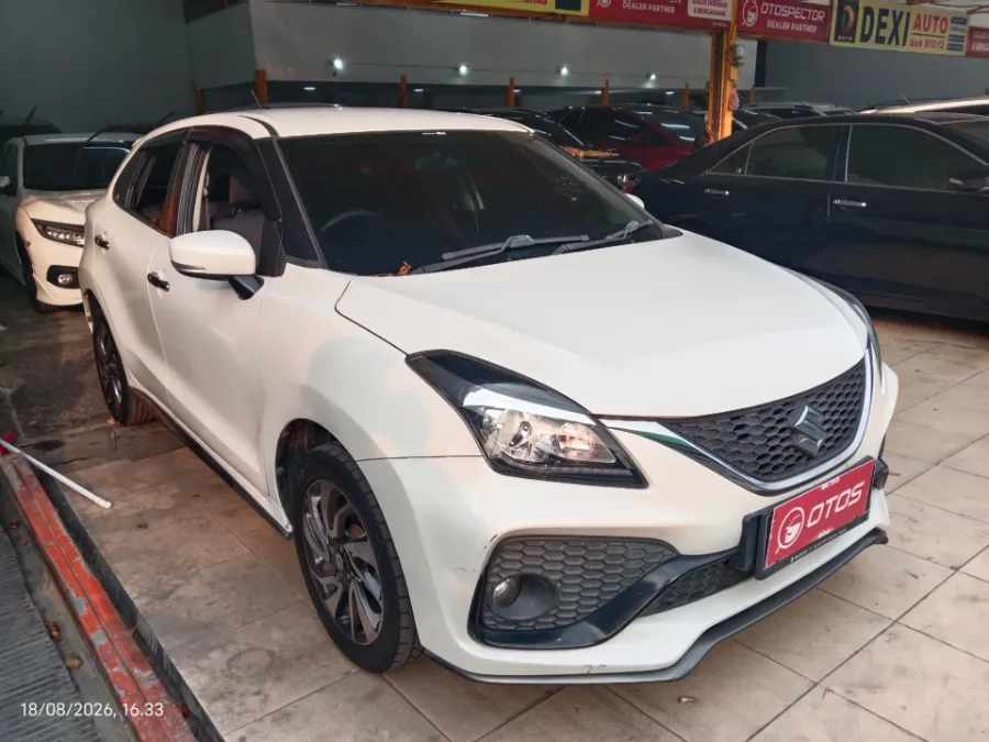 Foto Mobil Bekas Kanan Depan Suzuki Baleno 1.4 tahun 2020