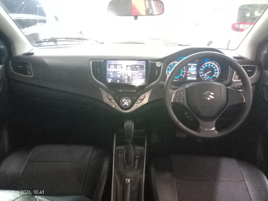 Foto Mobil Bekas Dashboard Suzuki Baleno 1.4 tahun 2021