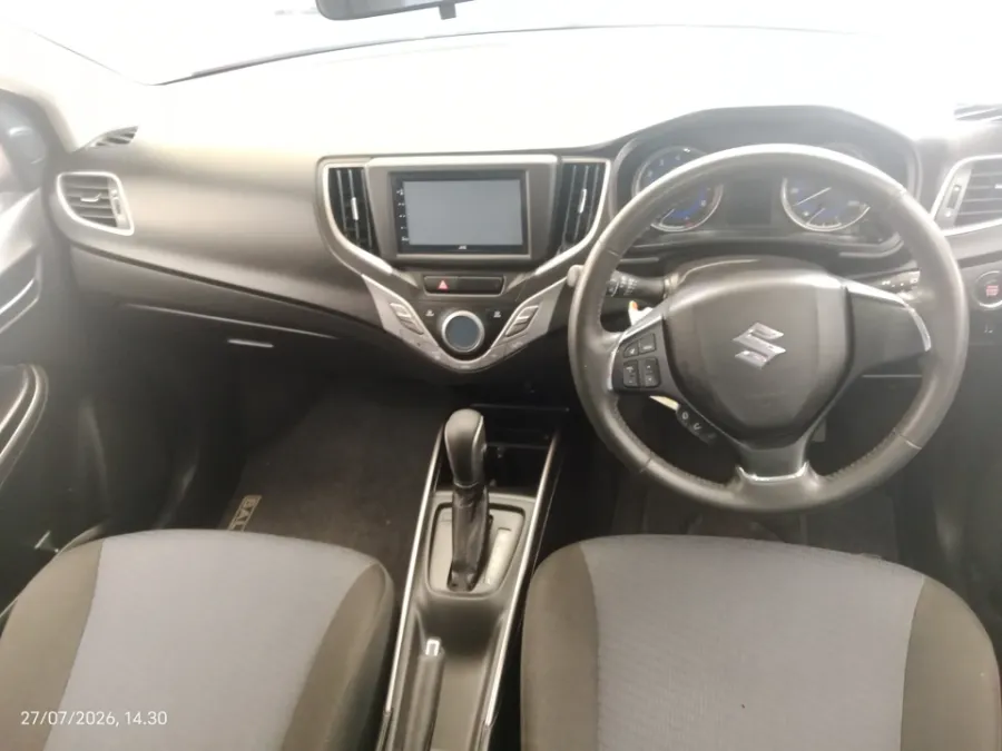 Foto Mobil Bekas Dashboard Suzuki Baleno 1.4 tahun 2021
