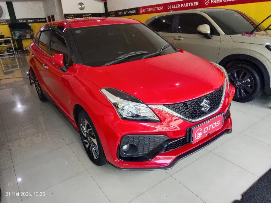 Foto Mobil Bekas Kanan Depan Suzuki Baleno 1.4 tahun 2021