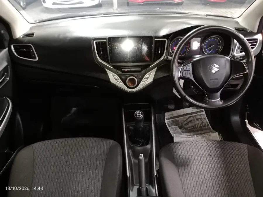 Foto Mobil Bekas Dashboard Suzuki Baleno 1.4 GL Hatchback tahun 2017