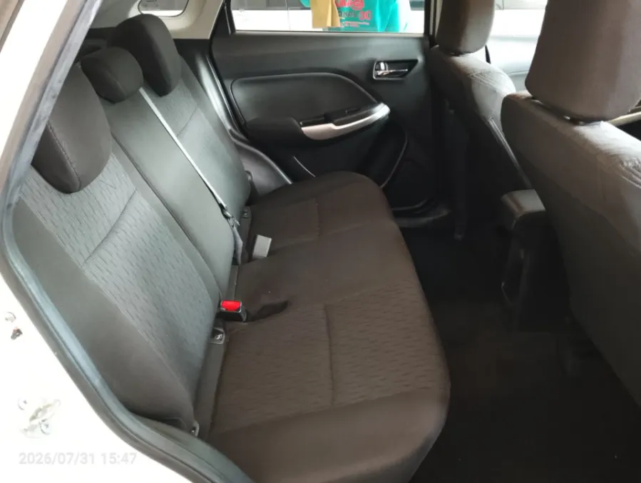 Foto Mobil Bekas Kabin Belakang Suzuki Baleno 1.4 GL Hatchback tahun 2018