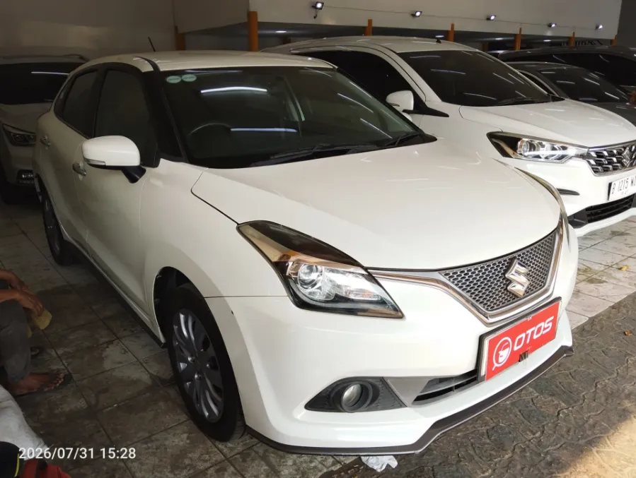 Foto Mobil Bekas Kanan Depan Suzuki Baleno 1.4 GL Hatchback tahun 2018