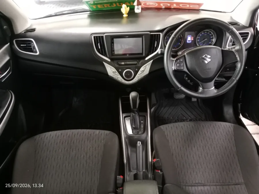 Foto Mobil Bekas Dashboard Suzuki Baleno 1.4 GL Hatchback tahun 2019