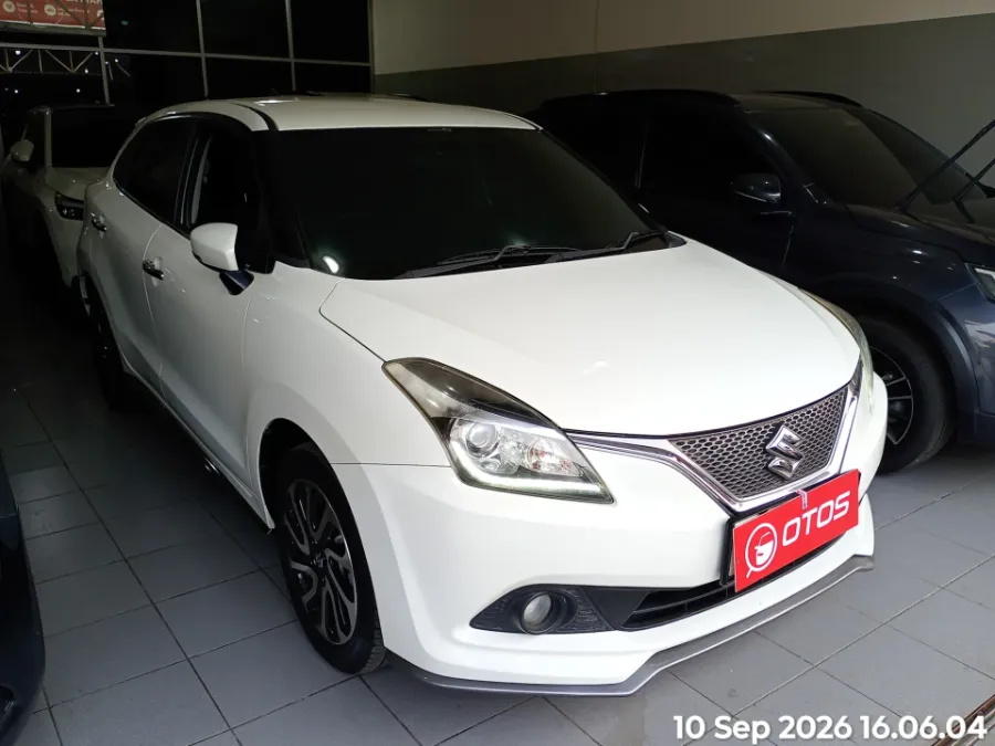 Foto Mobil Bekas Kanan Depan Suzuki Baleno 1.4 GL Hatchback tahun 2019