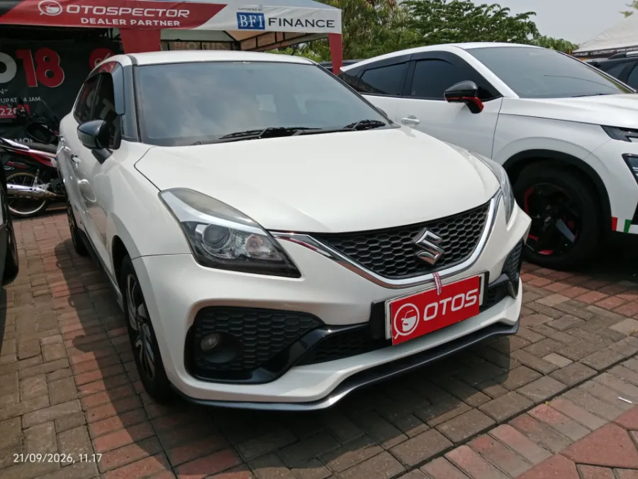 Foto Mobil Bekas Kanan Depan Suzuki Baleno 1.4 GL Hatchback tahun 2020