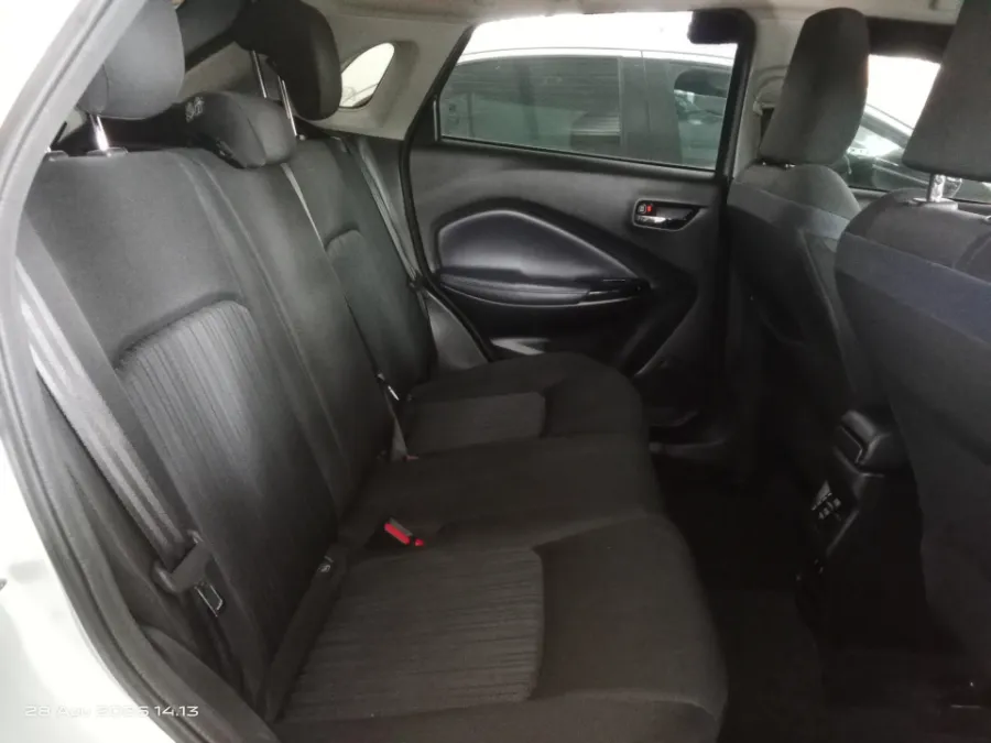 Foto Mobil Bekas Kabin Belakang Suzuki Baleno 1.5 tahun 2022