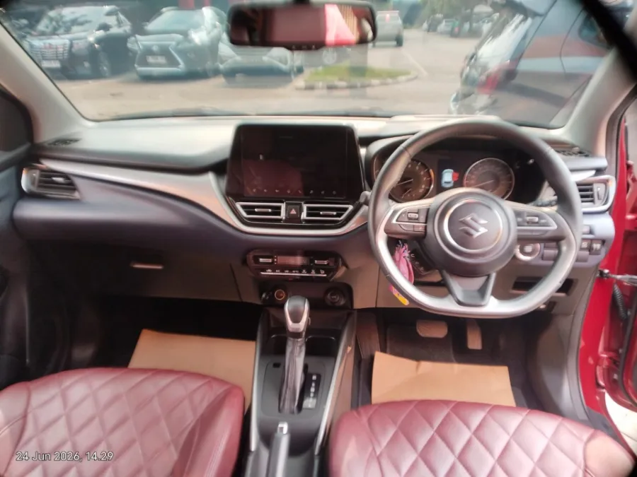 Foto Mobil Bekas Dashboard Suzuki Baleno 1.5 tahun 2023