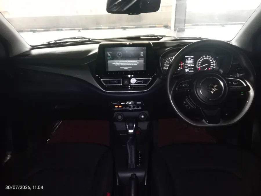 Foto Mobil Bekas Dashboard Suzuki Baleno 1.5 tahun 2023