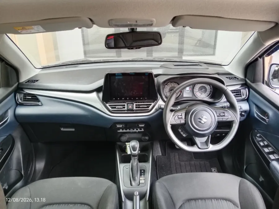 Foto Mobil Bekas Dashboard Suzuki Baleno 1.5 tahun 2024
