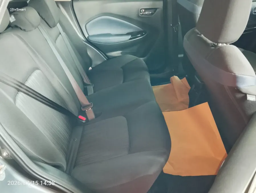 Foto Mobil Bekas Kabin Belakang Suzuki Baleno 1.5 tahun 2024