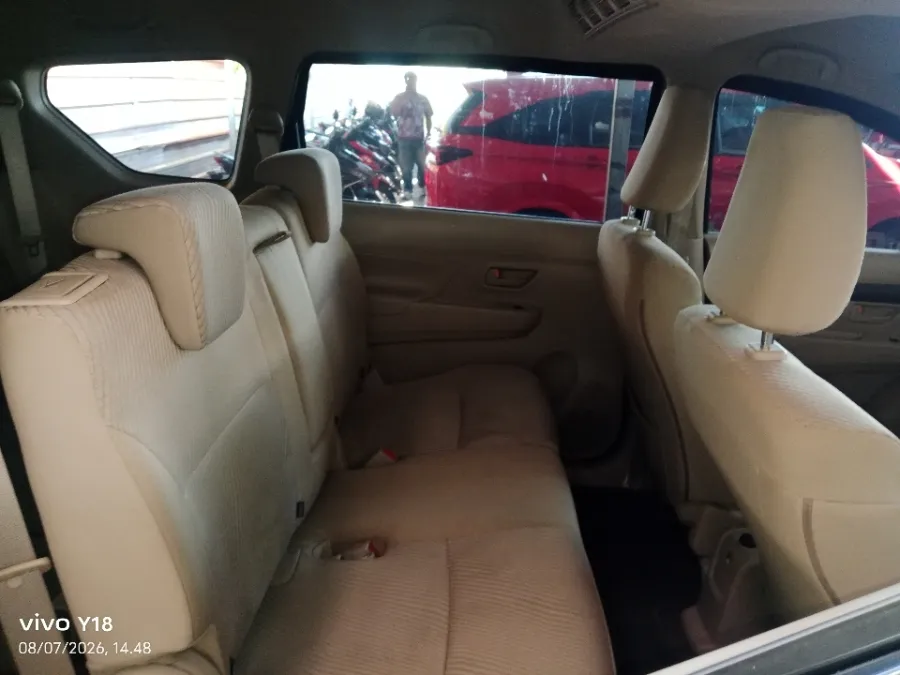 Foto Mobil Bekas Kabin Belakang Suzuki Ertiga 1.3 GX tahun 2022