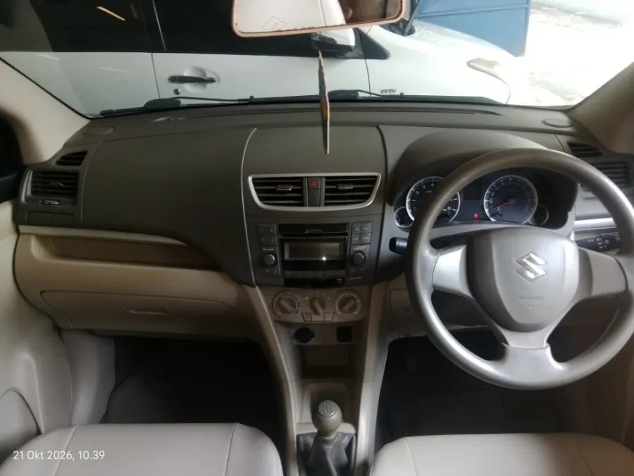 Foto Mobil Bekas Dashboard Suzuki Ertiga 1.4 tahun 2017
