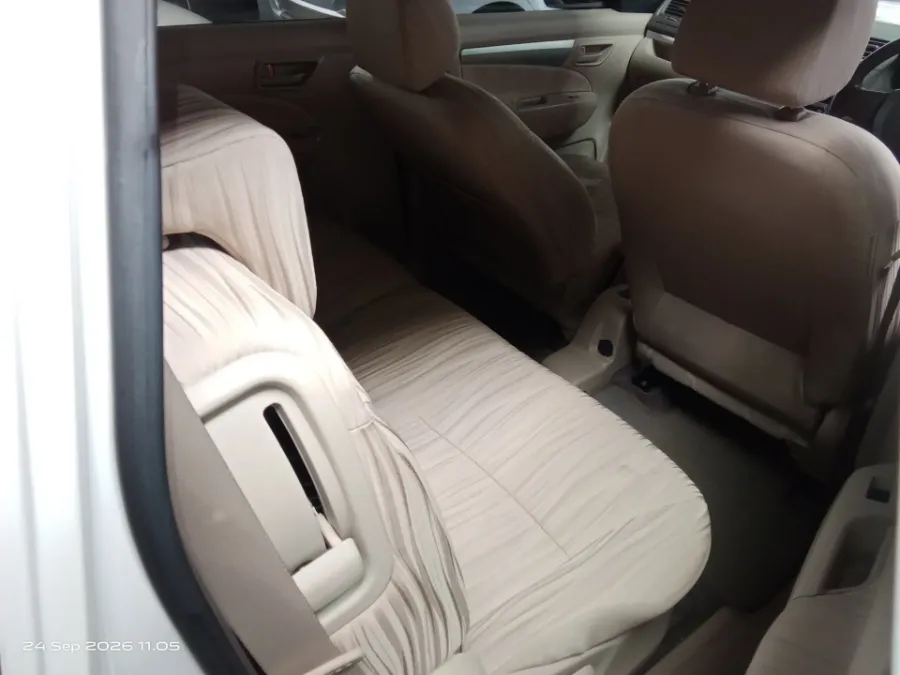 Foto Mobil Bekas Kabin Belakang Suzuki Ertiga 1.4 tahun 2018