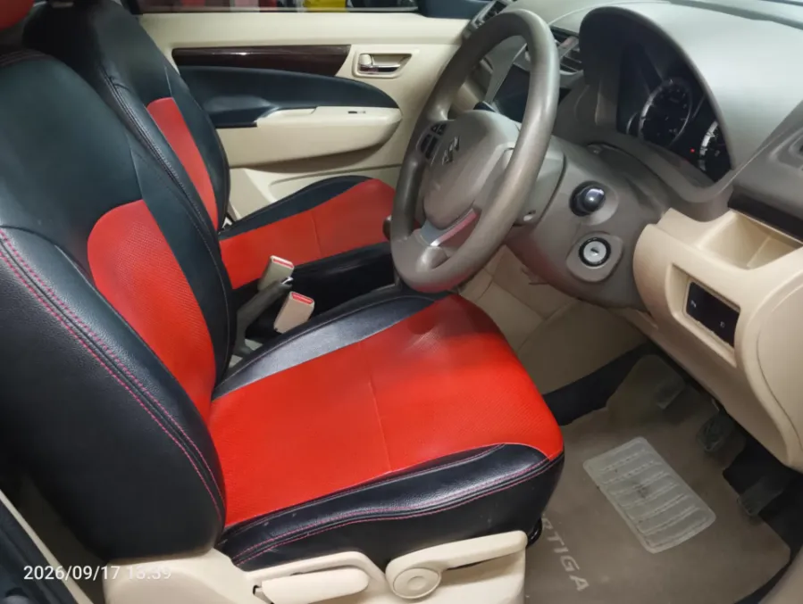Foto Mobil Bekas Kabin Depan Suzuki Ertiga 1.4 Dreza tahun 2016