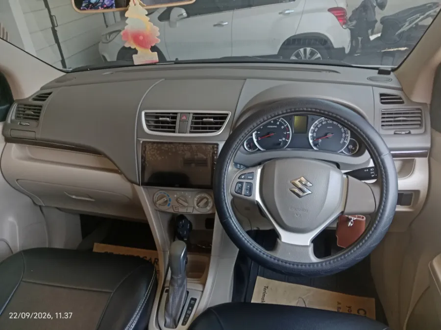 Foto Mobil Bekas Dashboard Suzuki Ertiga 1.4 Dreza tahun 2017