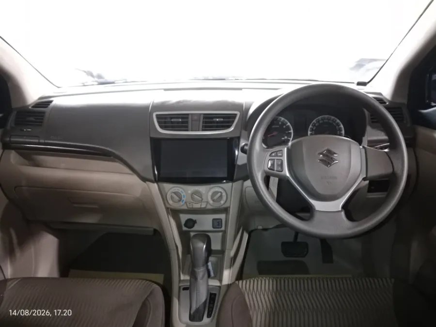 Foto Mobil Bekas Dashboard Suzuki Ertiga 1.4 Dreza tahun 2017