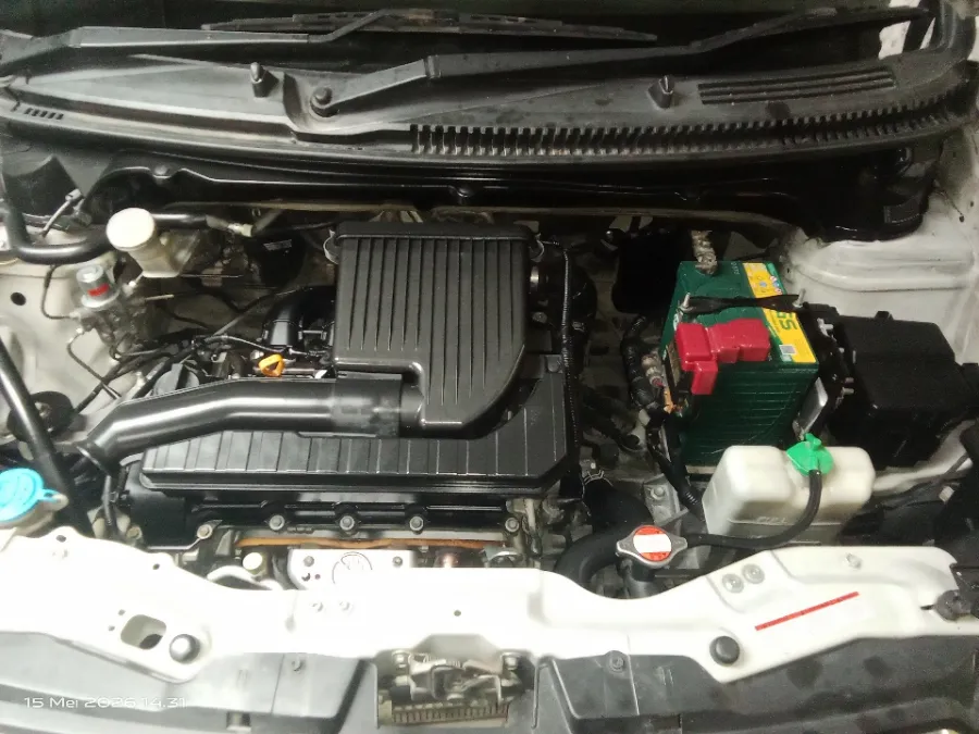 Foto Mobil Bekas Mesin Suzuki Ertiga 1.4 GL tahun 2015