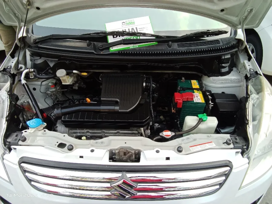 Foto Mobil Bekas Mesin Suzuki Ertiga 1.4 GL tahun 2015