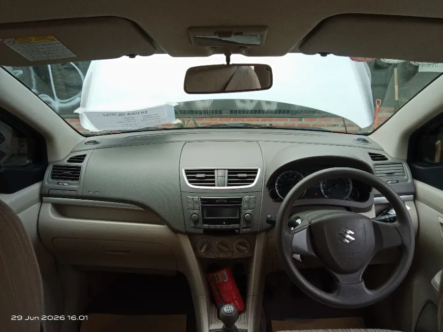 Foto Mobil Bekas Dashboard Suzuki Ertiga 1.4 GL tahun 2017