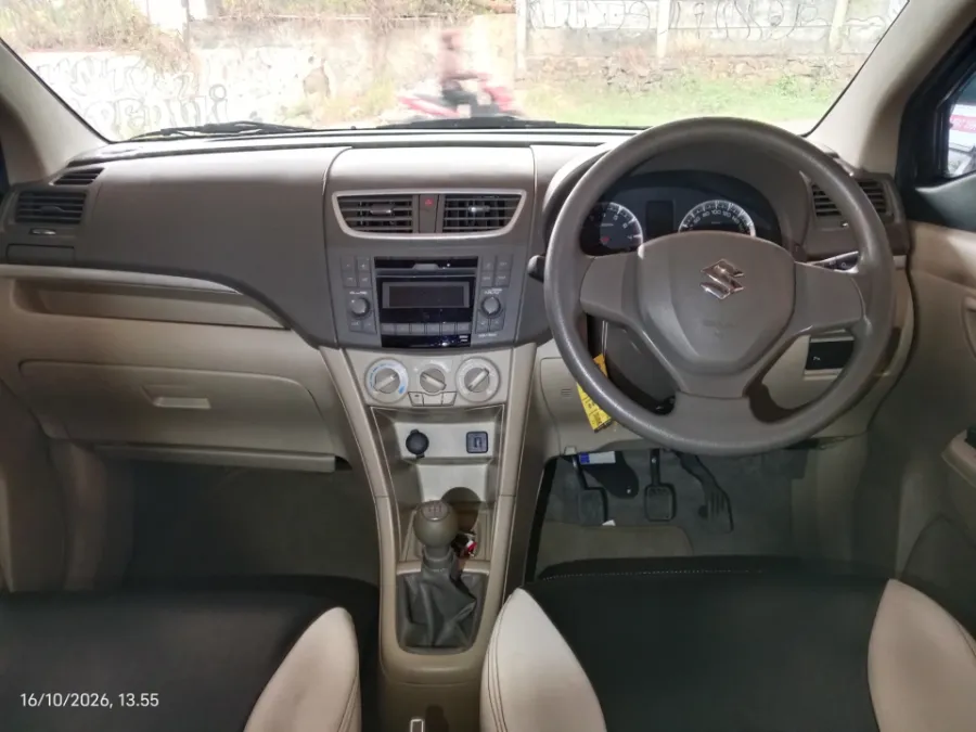 Foto Mobil Bekas Dashboard Suzuki Ertiga 1.4 GL tahun 2018