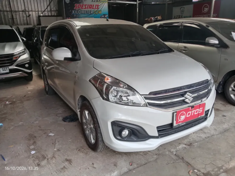 Foto Mobil Bekas Kanan Depan Suzuki Ertiga 1.4 GL tahun 2018