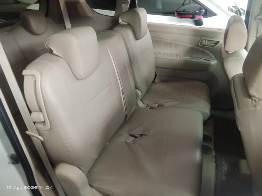 Foto Mobil Bekas Kabin Belakang Suzuki Ertiga 1.4 GX tahun 2016