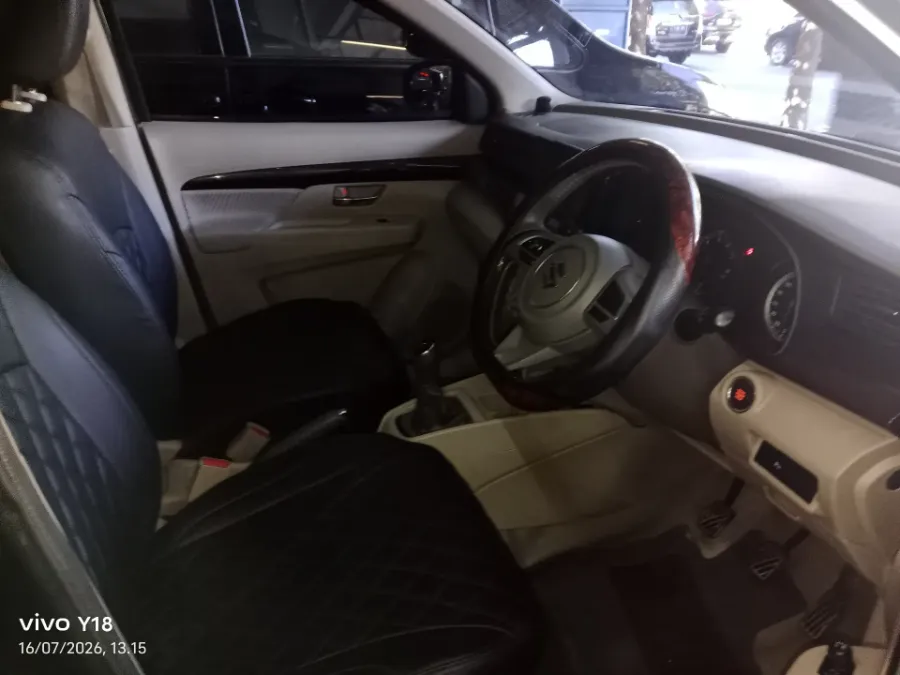 Foto Mobil Bekas Kabin Depan Suzuki Ertiga 1.4 GX tahun 2019