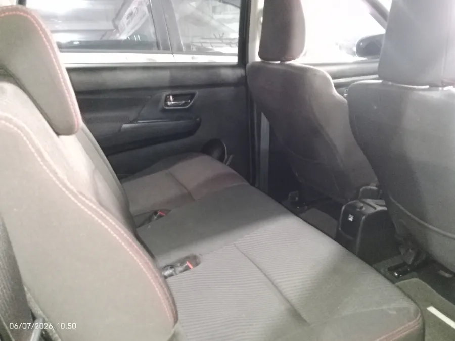 Foto Mobil Bekas Kabin Belakang Suzuki Ertiga 1.5 Cruise Hybrid tahun 2022