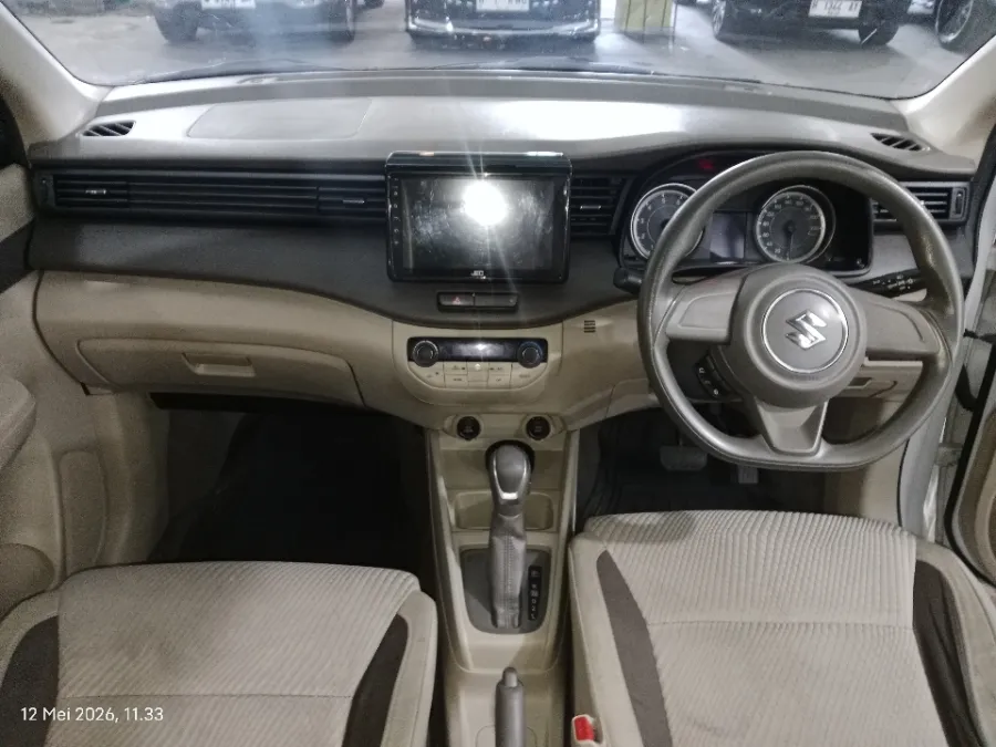 Foto Mobil Bekas Dashboard Suzuki Ertiga 1.5 GL tahun 2020