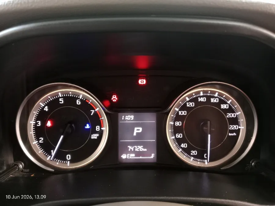 Foto Mobil Bekas Odometer Suzuki Ertiga 1.5 GL tahun 2020