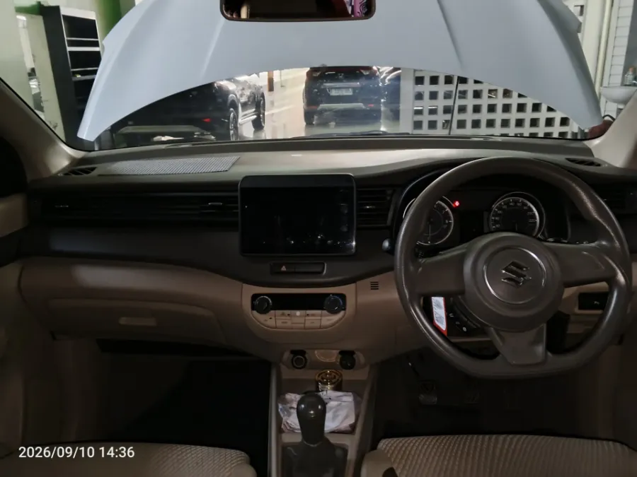 Foto Mobil Bekas Dashboard Suzuki Ertiga 1.5 GL tahun 2021