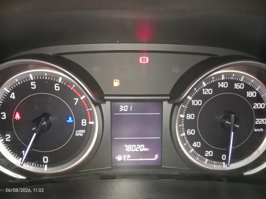 Foto Mobil Bekas Odometer Suzuki Ertiga 1.5 GL tahun 2021