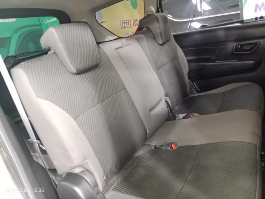 Foto Mobil Bekas Kabin Belakang Suzuki Ertiga 1.5 GL tahun 2022