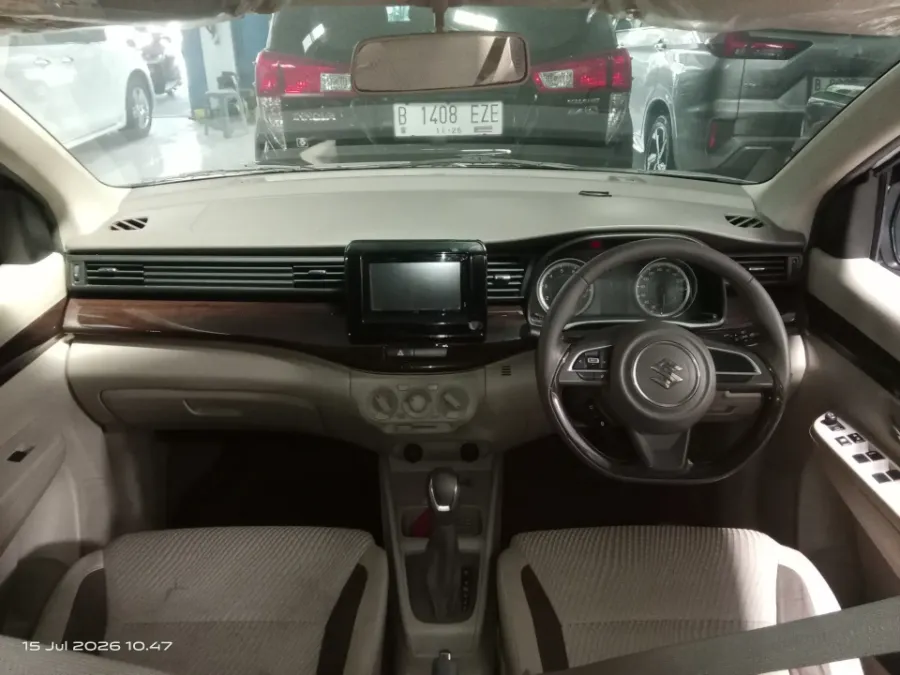Foto Mobil Bekas Dashboard Suzuki Ertiga 1.5 GX tahun 2018