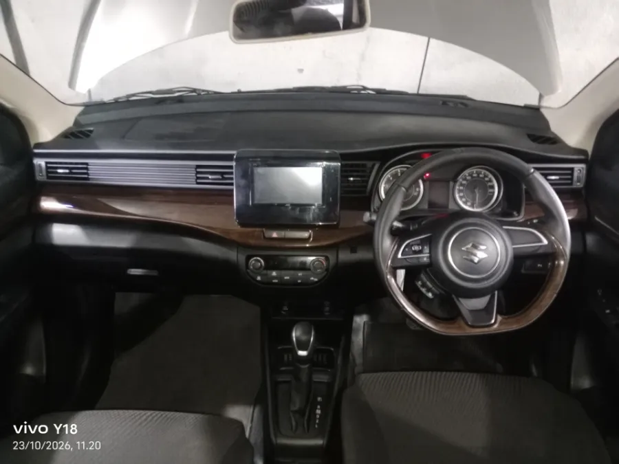Foto Mobil Bekas Dashboard Suzuki Ertiga 1.5 GX tahun 2019