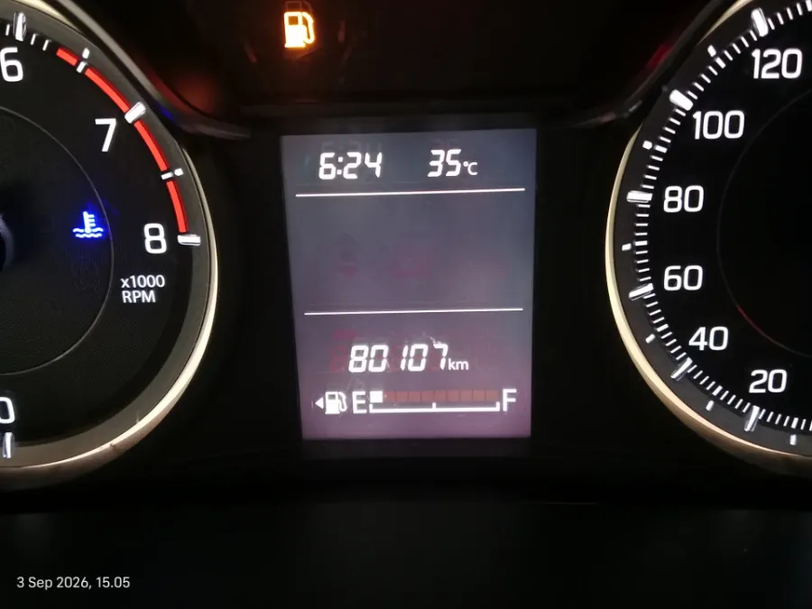 Foto Mobil Bekas Odometer Suzuki Ertiga 1.5 GX tahun 2019