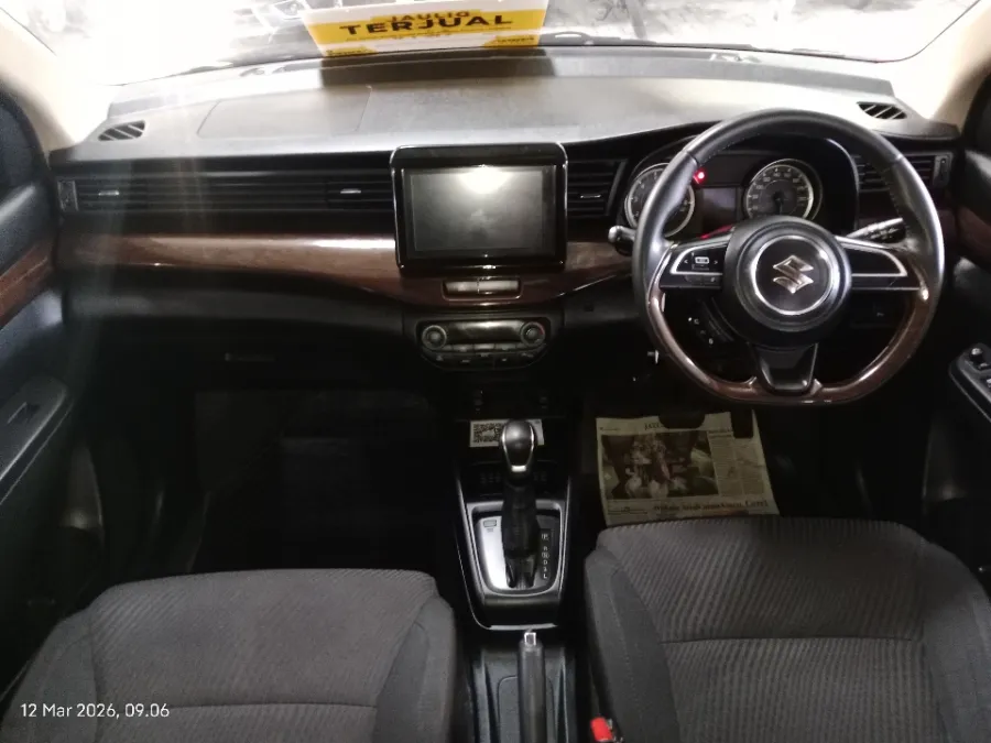 Foto Mobil Bekas Dashboard Suzuki Ertiga 1.5 GX tahun 2020