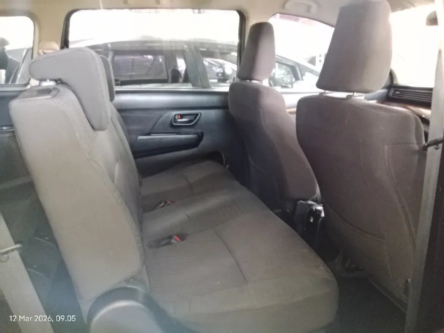 Foto Mobil Bekas Kabin Belakang Suzuki Ertiga 1.5 GX tahun 2020