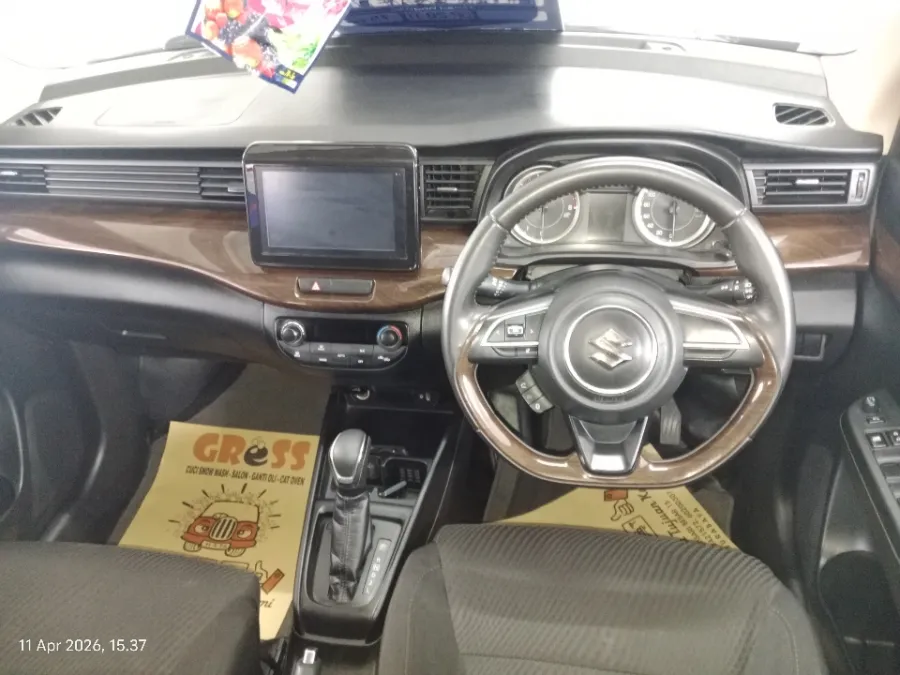 Foto Mobil Bekas Dashboard Suzuki Ertiga 1.5 GX tahun 2021