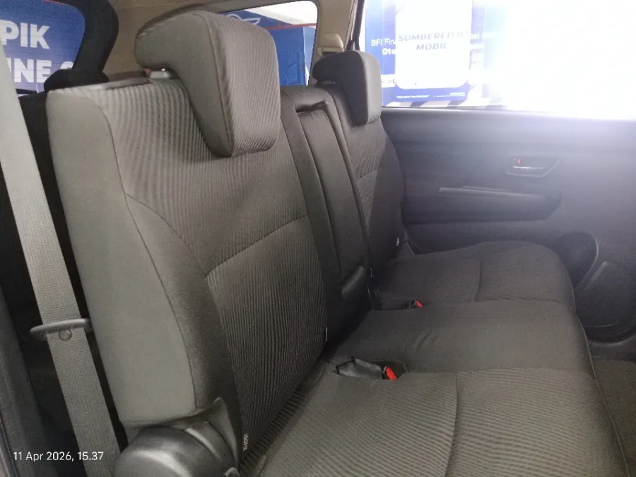Foto Mobil Bekas Kabin Belakang Suzuki Ertiga 1.5 GX tahun 2021