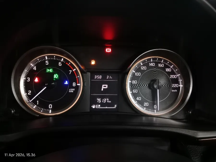 Foto Mobil Bekas Odometer Suzuki Ertiga 1.5 GX tahun 2021