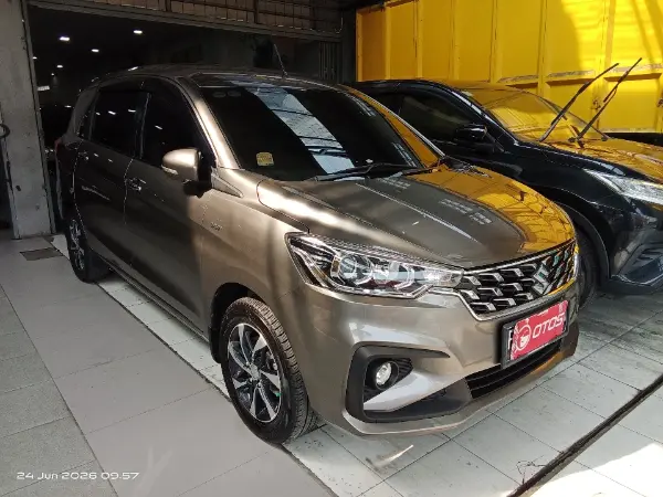 2022 Suzuki Ertiga 1.5 GX - Foto 1 dari 6