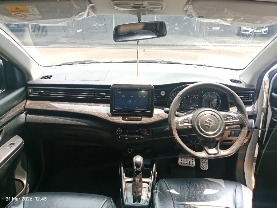 Foto Mobil Bekas Dashboard Suzuki Ertiga 1.5 GX Hybrid tahun 2022