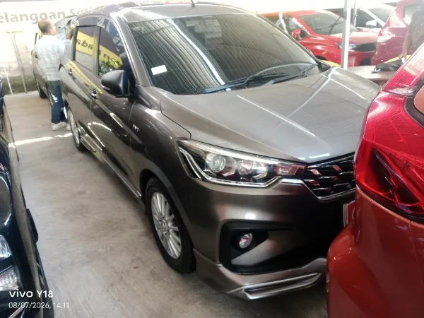 2023 Suzuki Ertiga 1.5 GX Hybrid - Foto 1 dari 6