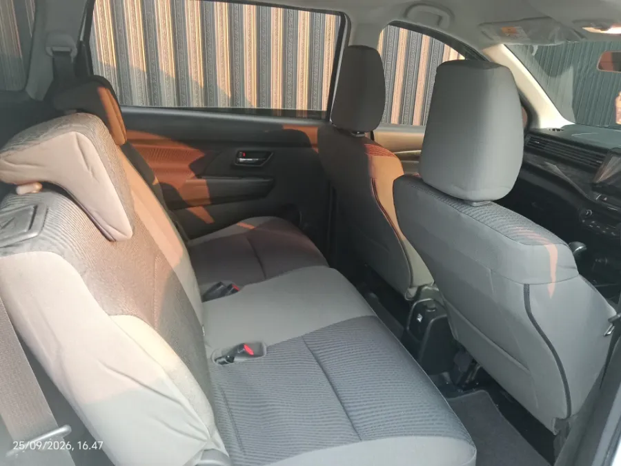 Foto Mobil Bekas Kabin Belakang Suzuki Ertiga 1.5 GX Hybrid tahun 2024